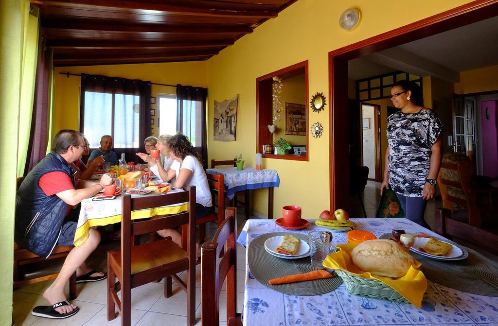 Casa Comba Acomodação com café da manhã Mindelo Exterior foto