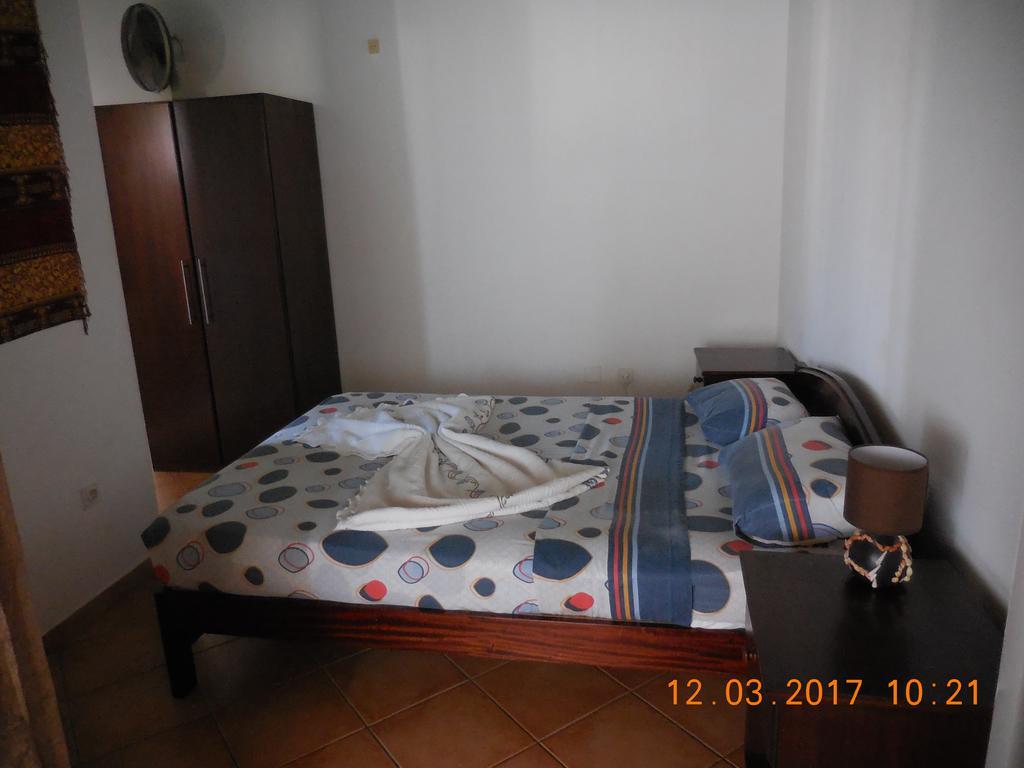 Casa Comba Acomodação com café da manhã Mindelo Exterior foto