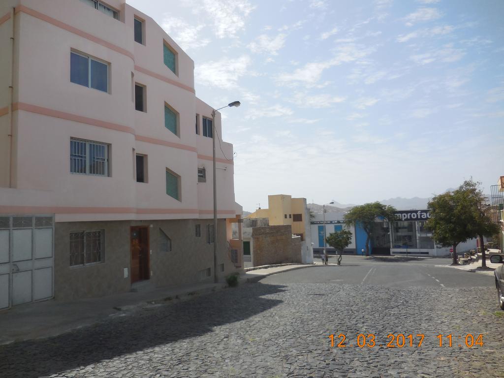 Casa Comba Acomodação com café da manhã Mindelo Exterior foto